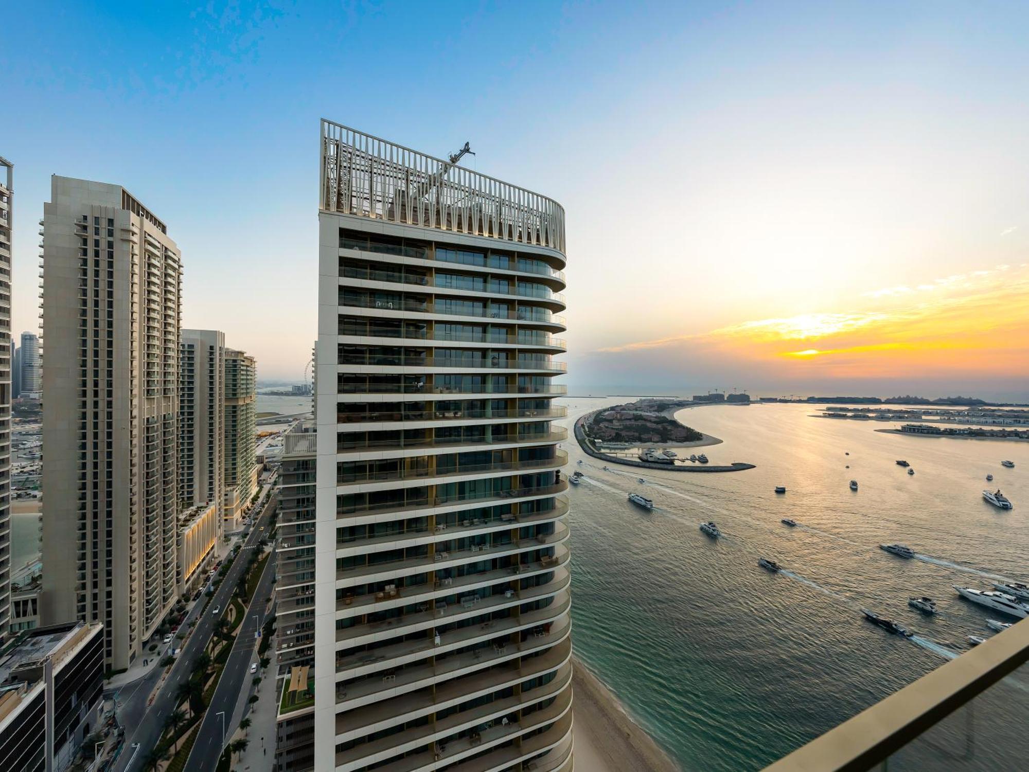 Apartment Utra Lux Large 1 Bedroom With Sunset Views And Private Dubai
